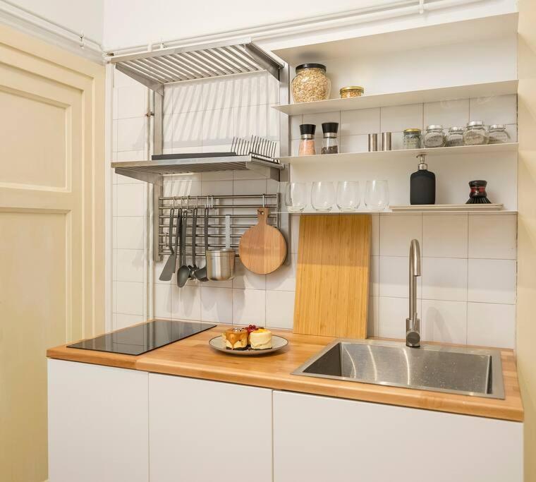 Ultra-Central University Square Apartament Apartament Bucarest Esterno foto